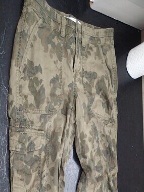 Women's Sonoma Camo Cargo Pants Size 8